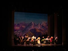 -交通银行前滩31演艺中心