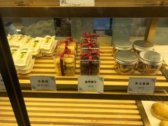 -霸王茶姬(南强街店)