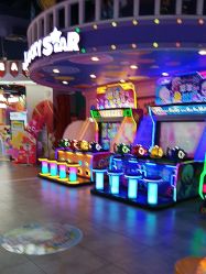 -LuckyStar幸运星家庭娱乐中心(东莞国贸店)