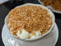 芋泥奶油脆脆球-水牛奶皇后糖水铺(深圳总店)