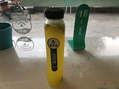 金桔柠檬-蒙小妹骨汤饭.米线(新光路店)