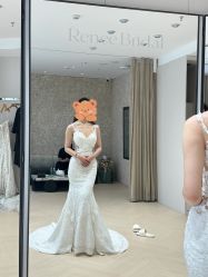 点击看大图 -Renee芮亦婚纱