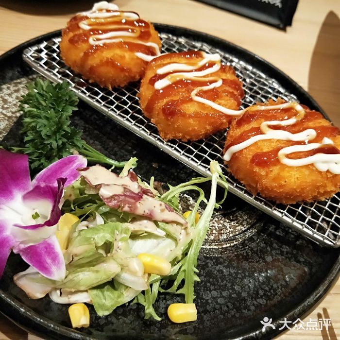 鹿岛日式料理(嘉善施家南路店)奶香芝士蟹肉可乐饼图片