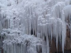 -大平台龙居瀑布旅游区