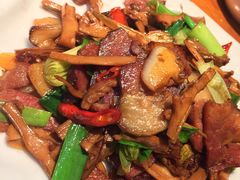 -黑鸡小馆(金源店)