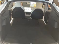 -TESLA 特斯拉(广州天环广场体验店)