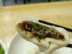 荠菜鲜肉包-津门张记包子铺(华昌道店)