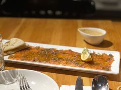薄切烟熏三文鱼配柠檬刁橄榄油-TIAGO HOME KITCHEN(王府中环店)