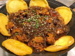 金饼地锅鸡-掌柜的店·河南菜(新天地店)