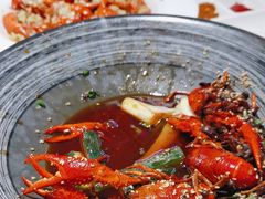 -肥肥虾庄·金牌油焖大虾(首义路店)