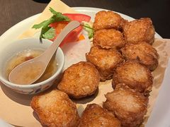 -大头虾越式风味餐厅(光明广场店)