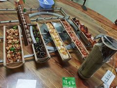 紫苏炒山坑螺-竹一味·竹筒饭