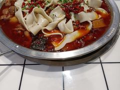 -晓彭肥肠鸡·泡椒鸡火锅(水木天地店)