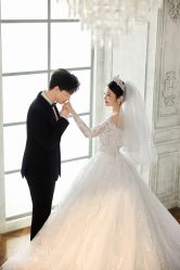 -城市花园婚纱摄影