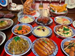 -蓝田九大碗民俗食府(蓝田店)