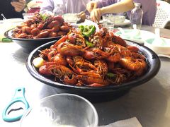 十三香龙虾-川流不息·地道川菜·小龙虾(新松江路店)