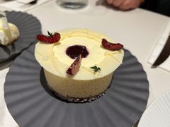 -潮一不贰·法式甜品·生日蛋糕·西式简餐(外滩店)