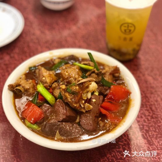 光头特色湘川菜馆(火车站店)