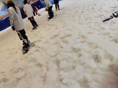 -乔波室内滑雪场