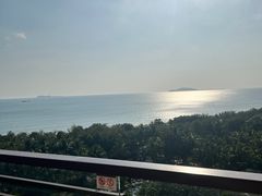 -三亚湾海居铂尔曼度假酒店