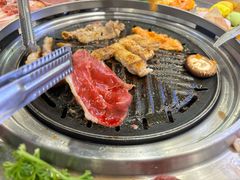 -哈哈碳都·牛肋条无限自助烤肉(宝龙店)