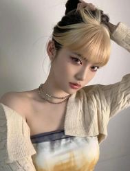 -时尚殿堂明星门店