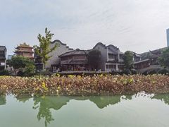 -龙潭水乡