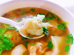 -手劲鱼丸馄饨铺(哈一百店)