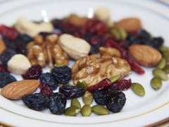 坚果拼盘-金私燕鲜炖燕窝(万达店)