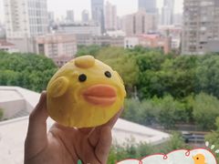 -全家便利店(襄阳南路店)