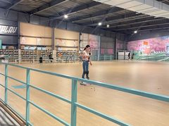 -极限PLAY运动娱乐新世界·团建派对潮玩休闲馆·室内蹦极高空游乐园