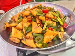 -大肚水饺锅贴·家常融合菜(新港店)