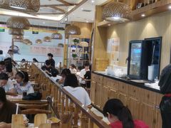 大堂-蓉李记成都名小吃(武汉菱角湖万达店)