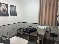 -LILI·HAIR SALON理理造型