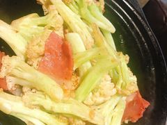 -新大咀港式茶餐厅(宝山万达店)