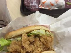 香辣鸡腿堡-清青快餐厅