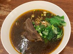 -尊品原汁牛肉面