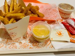 -Popeyes炸鸡·汉堡·奶昔(五角场万达店)