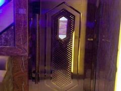 -乐翻天量贩式KTV(淞发路店)