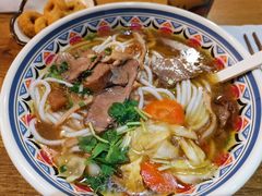 -鑫花溪牛肉米粉(人民广场店)