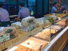 面包甜点陈列柜-泸溪河桃酥(江宁太阳城店)