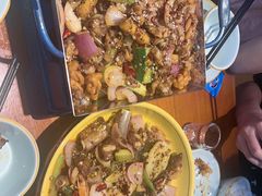 -休记光头香辣蟹干锅(绵竹店)