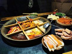 九宫格-洋马儿火锅(解放碑店)