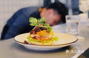 Spicy Mapo Tofu Beef Mini Burger