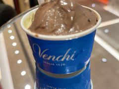 -VENCHI 闻绮(上海佛罗伦萨小镇店)