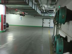 -新世界新丸中心-地下停车场