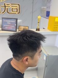 -尤司男士国潮理发馆