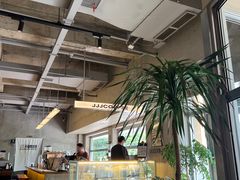 -三勾JJJ Burger&Coffee(梅溪湖店)