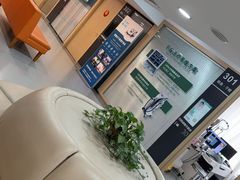 -大连何氏眼科医院