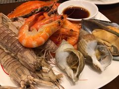 -月色西餐厅·海鲜刺身·烧烤(科学城保利郡雅酒店)
